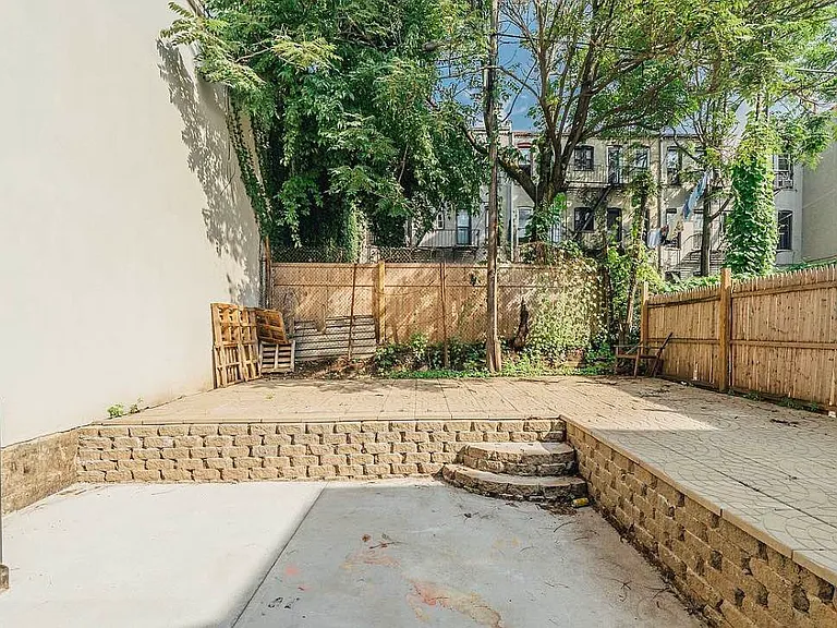204 Starr St #2R — Photo 3