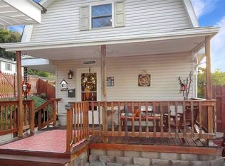 147 Indiana Ave, Chester, WV 26034
