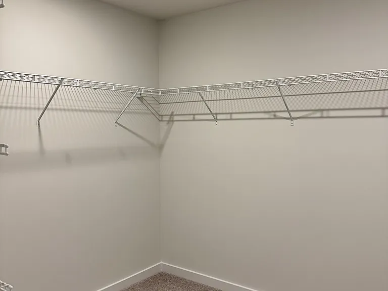 1004 Sutherland Ln #1 — Photo 20