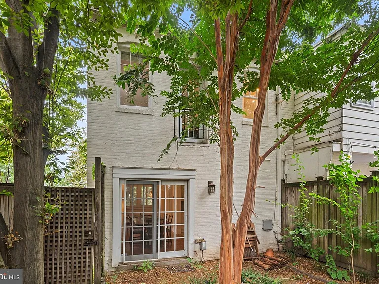 3301 Dent Pl NW — Photo 29
