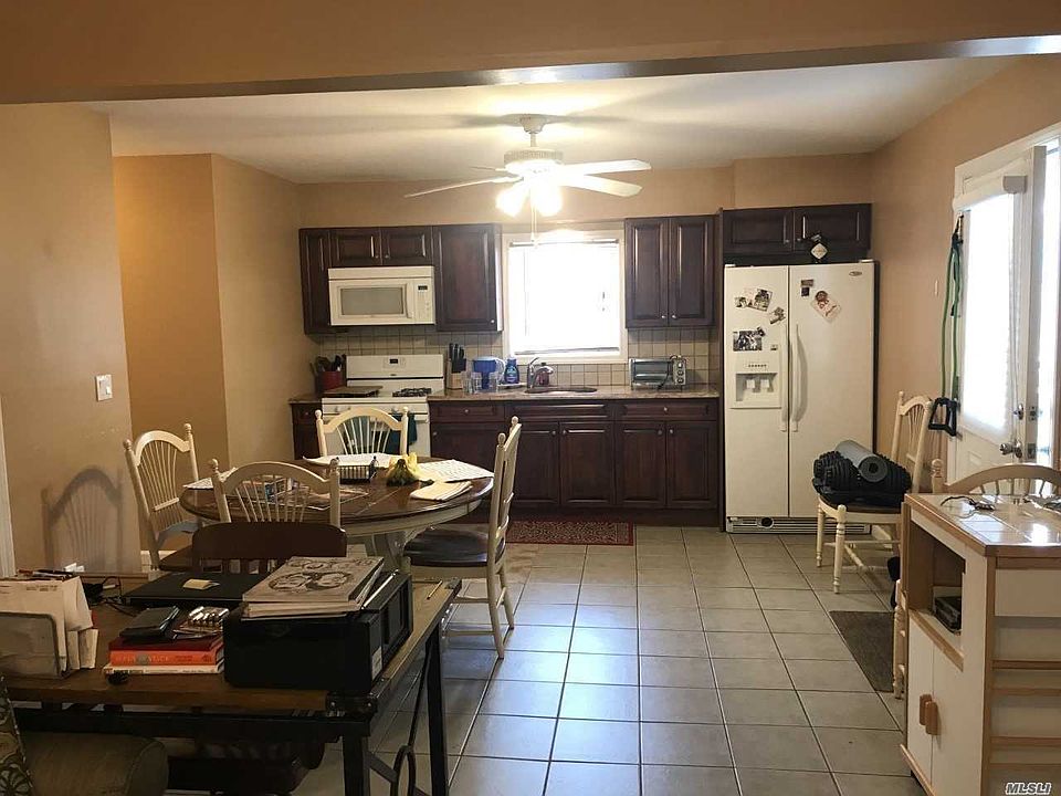 1st image of 12 Mechanic St