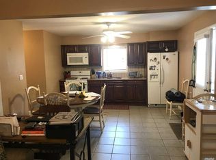12 Mechanic St, Glen Cove, NY 11542