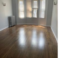 2917 E 78th St #3, Chicago, IL 60649