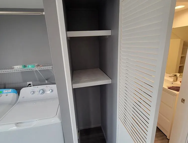 Kitchen pantry