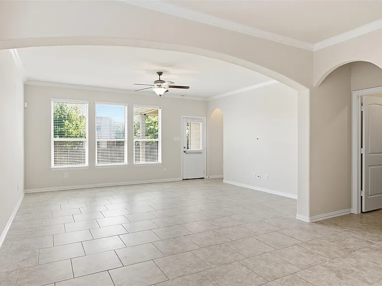 2601 Rough Berry Rd — Photo 15