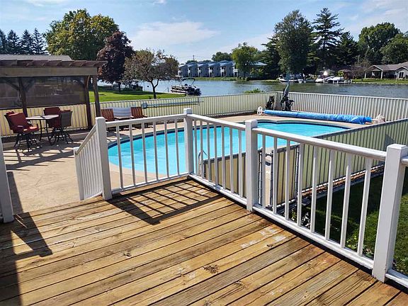 3rd image of 3985 E Kawkawlin River Dr