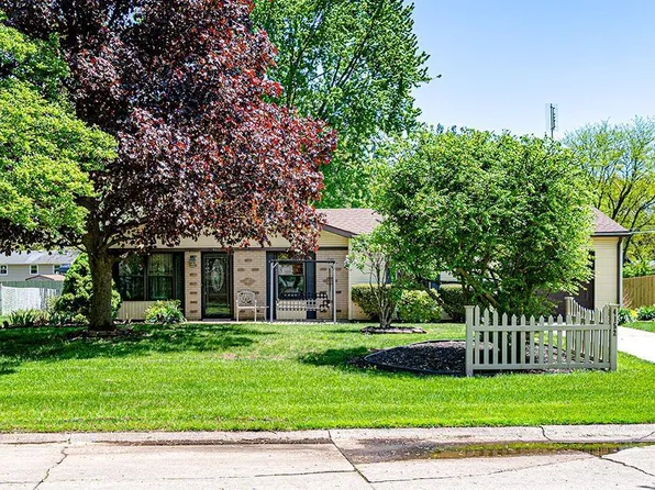 4152 Sandhurst Dr, Fort Wayne, IN 46815