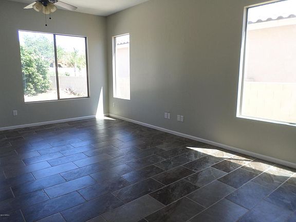 3rd image of 256 W Tabascoe Pl