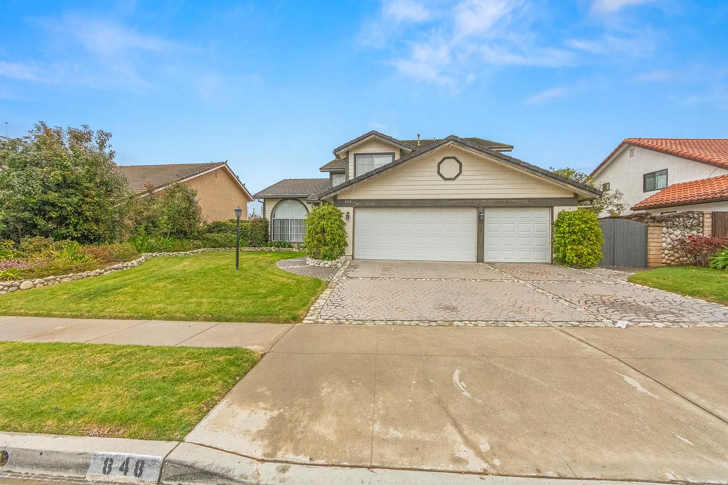4 bed, 2407 sqft, $5,500 — Photo 4