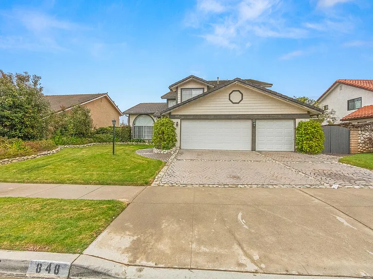 848 Devore Ave — Photo 4