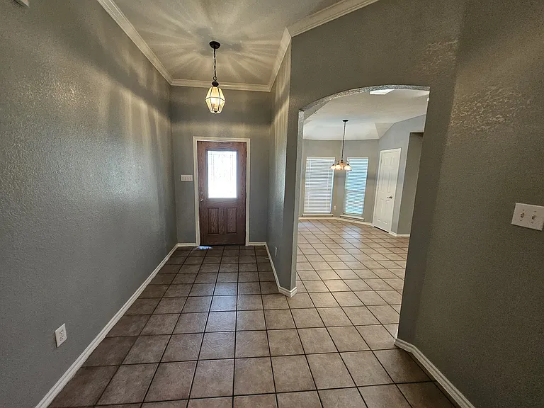 4413 New Meadow Dr — Photo 5