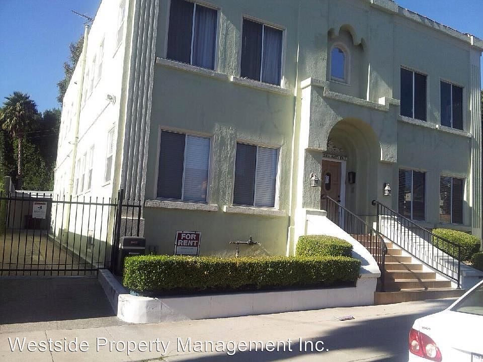 2nd image of 1317 1/2 N Stanley Ave