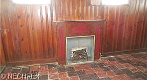 5th image of 16405 Walden Ave