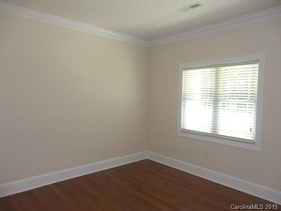 4th image of 187 Gannett Dr