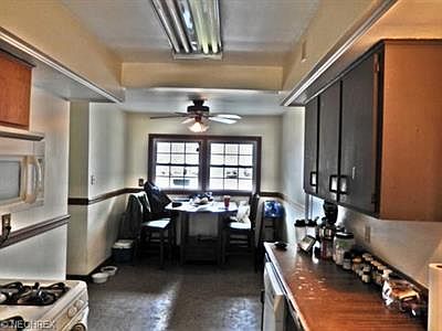 5th image of 5138 Oakcrest Dr