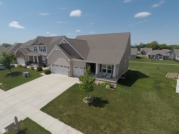 2nd image of 7238 Silverwood Ct