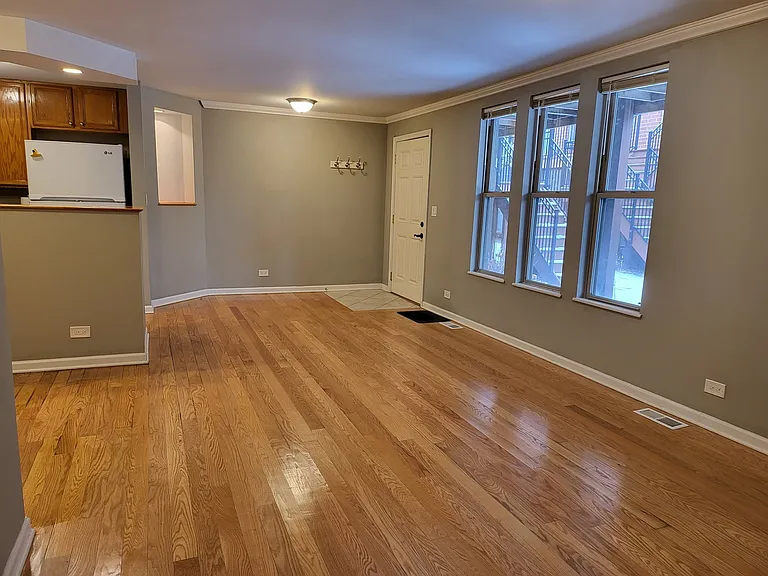 2403 W Flournoy St #A — Photo 9