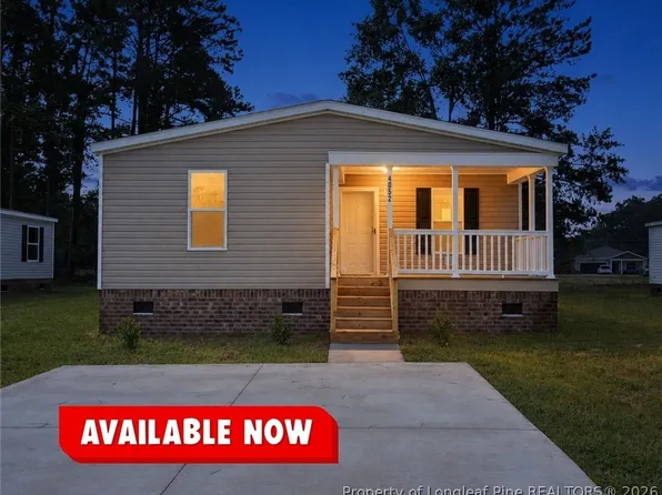 4052 Lodge Dr, Wade, NC 28395