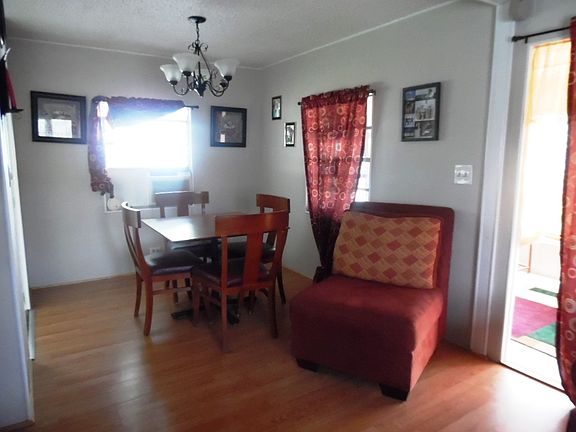 5th image of 3409 Canoga Dr