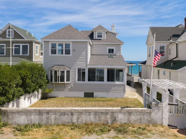 331 Beach Ave, Hull, MA 02045