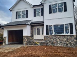 9 Maple St, Bernardsville, NJ 07924