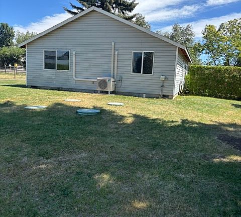 5th image of 1221 Wilson Creek Rd