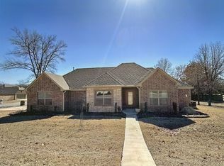 390 Southwind Dr, Tahlequah, OK 74464