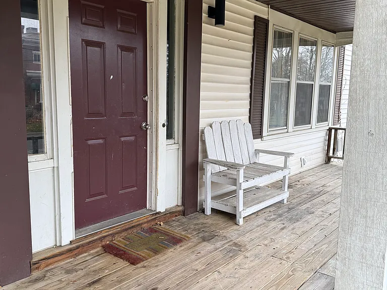520 N Water St — Photo 17