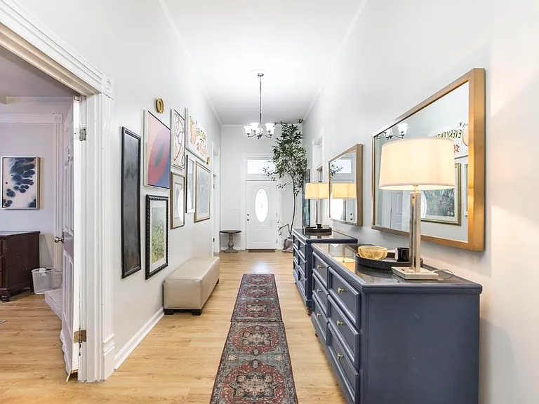 307 Persons St #4 — Photo 8