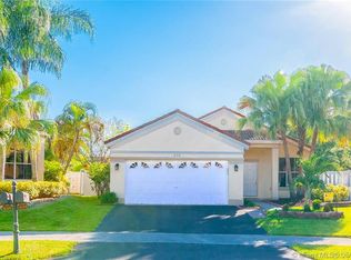 859 Falling Water Rd, Weston, FL 33326