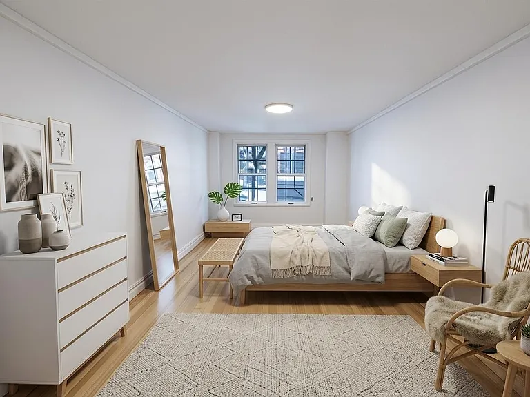 124 W 79th St #1E — Photo 3