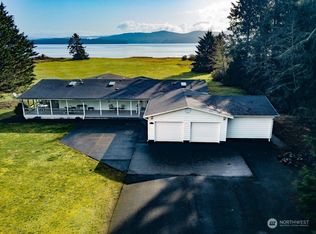 13810 Teal Ln, Long Beach, WA 98631