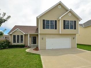 1102 Baker Ridge Cir, Platte City, MO 64079