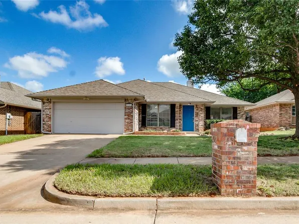 2101 Cedar Meadow Ln, Edmond, OK 73003