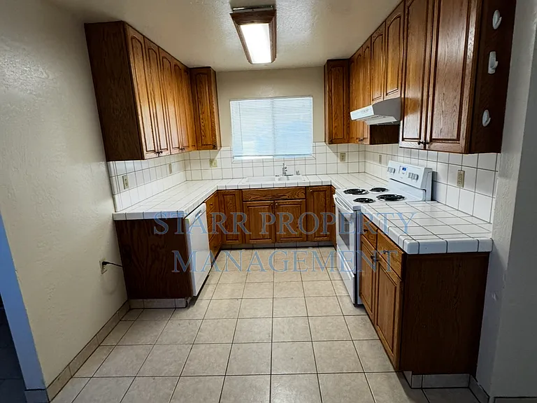 2641 Sumac Ave — Photo 6