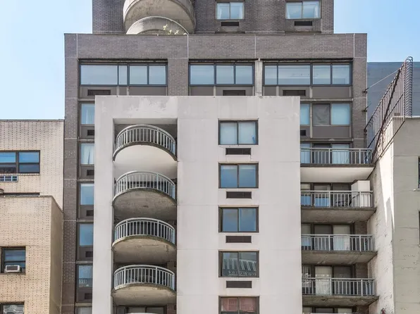 224 East 52nd Street image 23 of 23