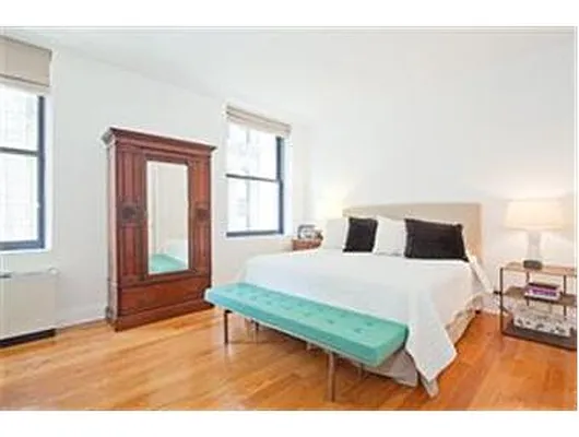 Rented by Douglas Elliman | media 23