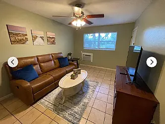1239 NW 9th Ave — Photo 2
