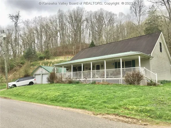 497 Frogs Creek Rd, Charleston, WV 25312