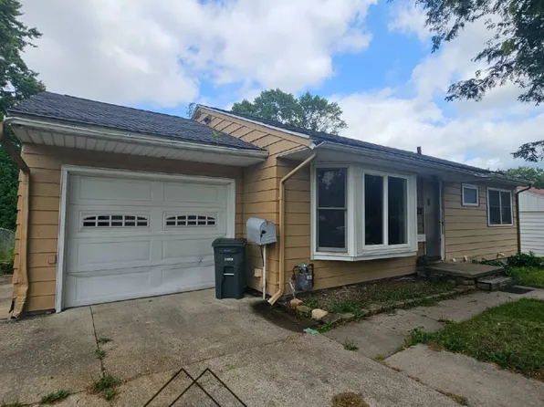 1521 E Mitchell Ave, Waterloo, IA 50702