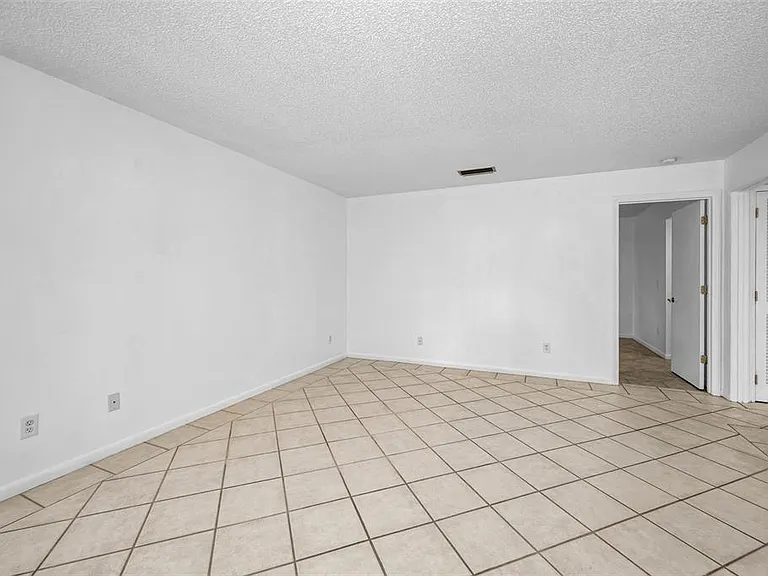10626 Longwood Dr #102 — Photo 7