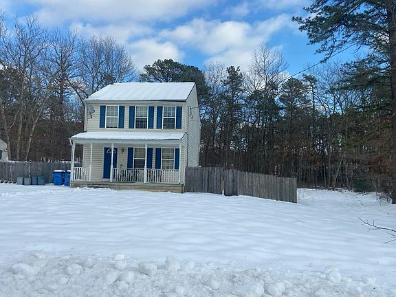 2nd image of 432A Redwood Ave