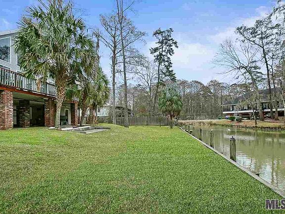 4th image of 14484 Samantha Dr