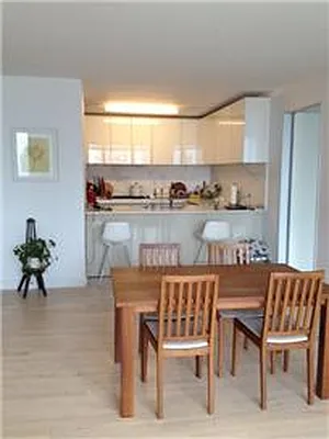 Rented by RELO REDAC INC. | media 4