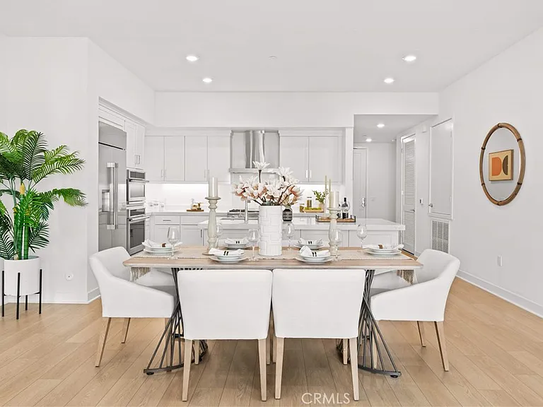 2510 Rivington — Photo 16