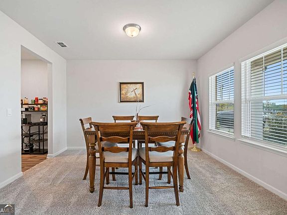 3rd image of 5911 Green Ash Ct