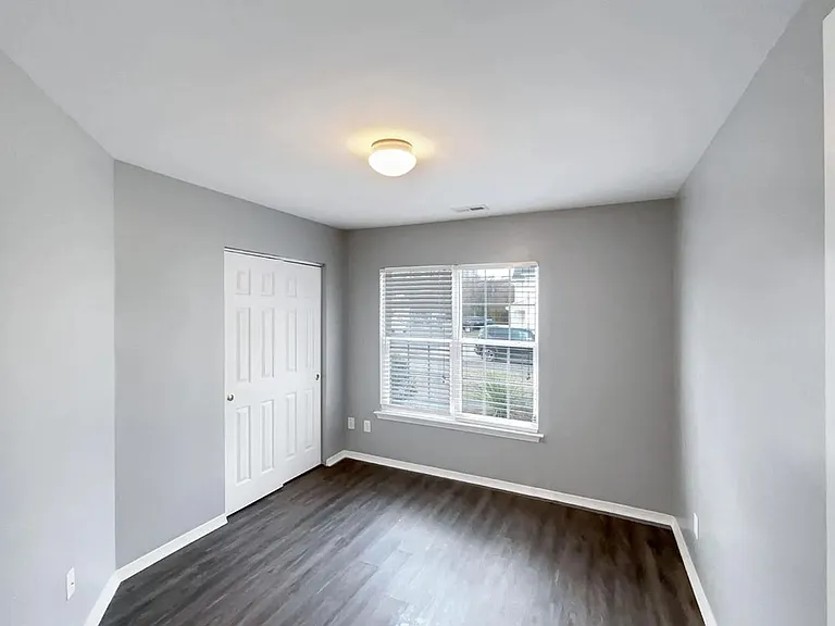 5400 Thunderidge Dr — Photo 9