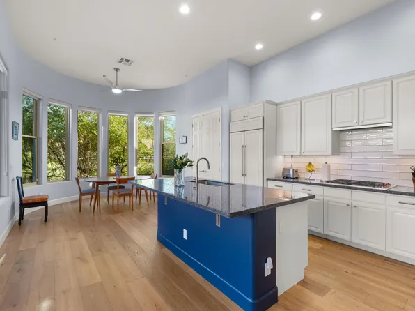 8411 E WINDRUNNER Drive, Scottsdale, AZ 85255