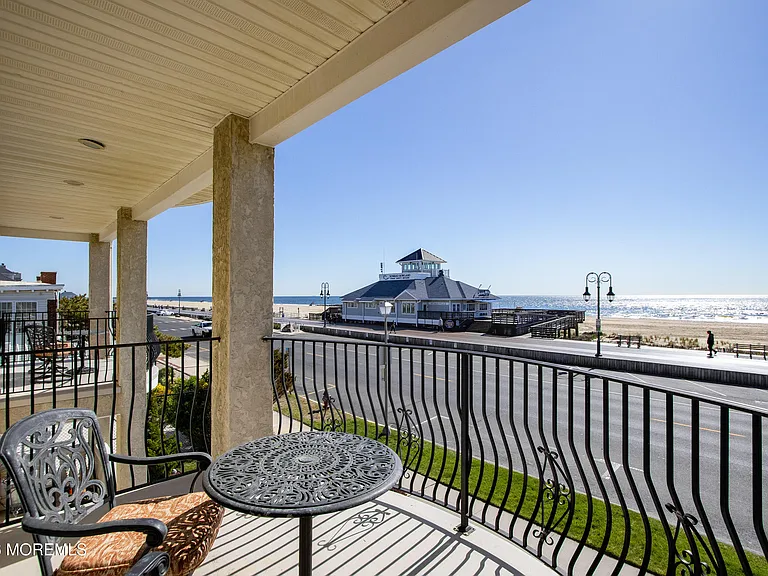 1007 Ocean Ave — Photo 12