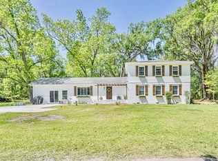 215 Fox Rd, Richmond Hill, GA 31324